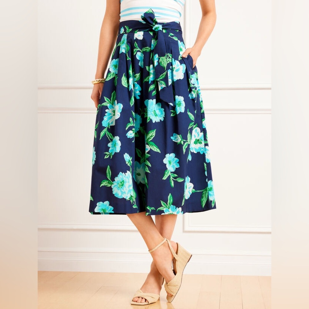 Talbot’s Floral Navy Blue Skirt